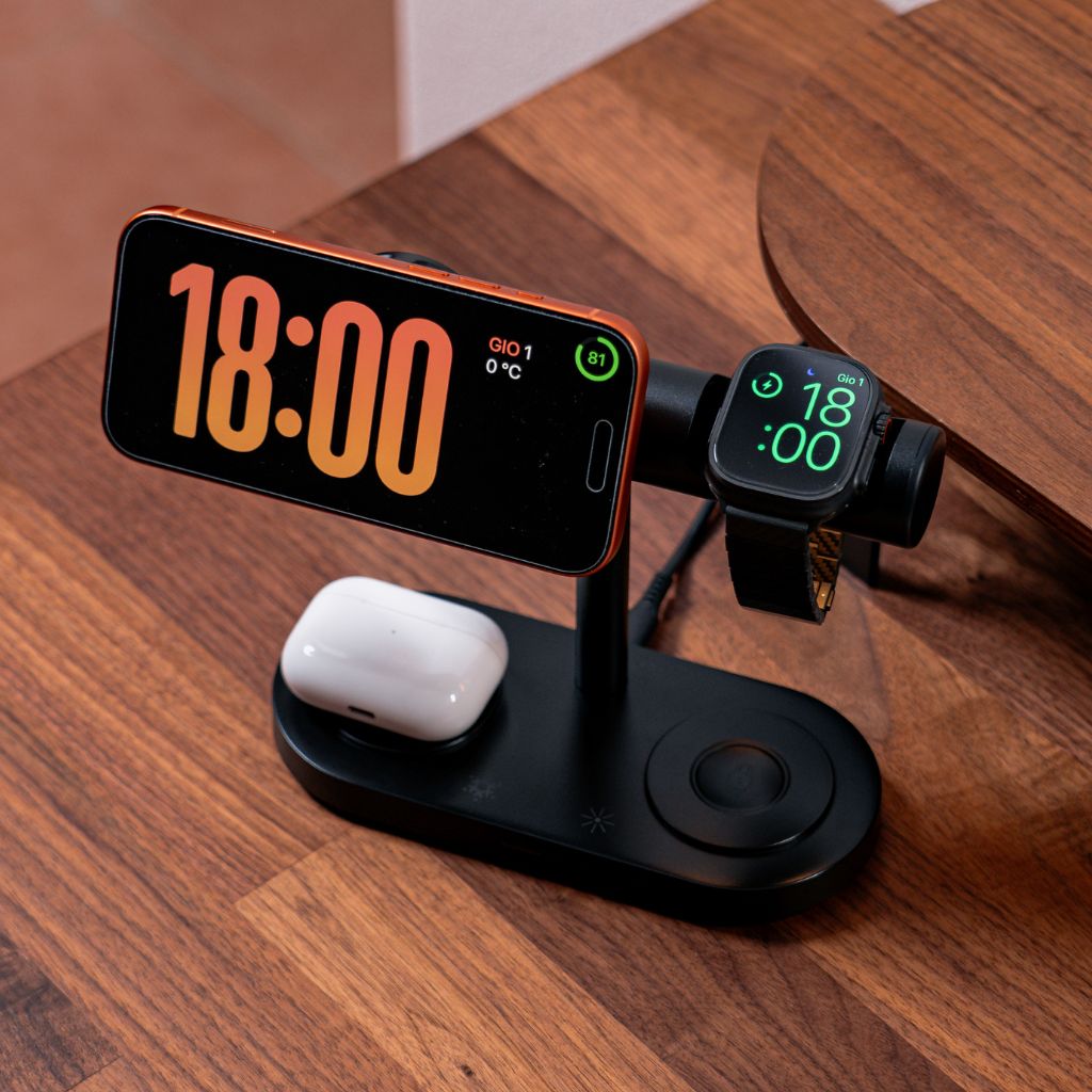FlexAura - Qi2.2 | 25 Watts Nightstand Charger for Apple and Android