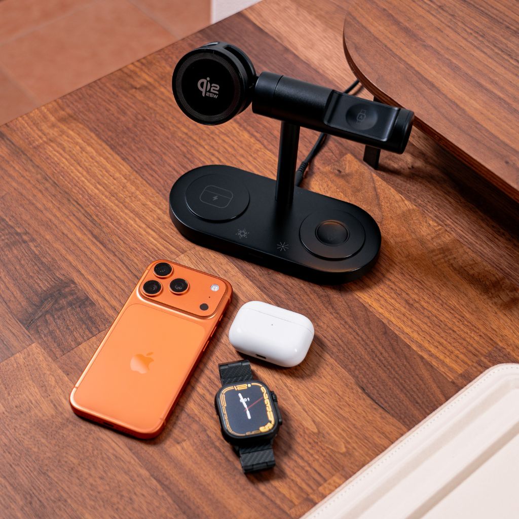 FlexAura - Qi2.2 | 25 Watts Nightstand Charger for Apple and Android