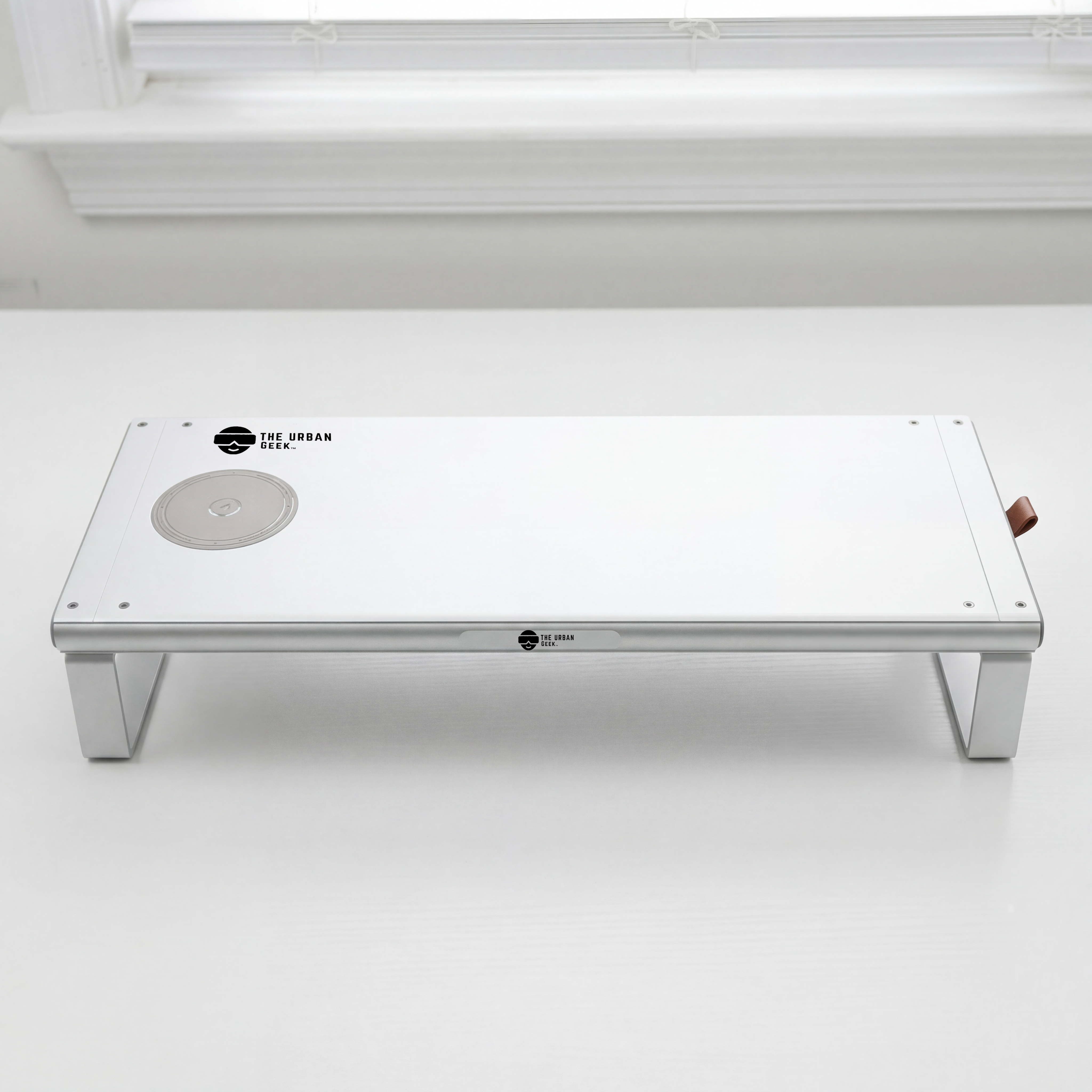 FlexRise 6-in-1 monitor riser docking station front view#Style_FlexRise - Desktop Riser