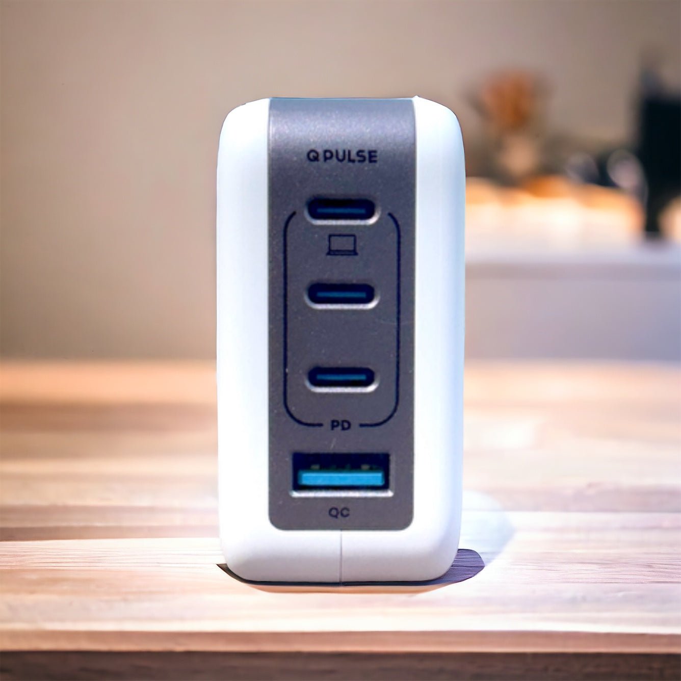 The Urban Geek white PowerPort 100 100W 4-Port USB fast adapter - 3 USB-C ports and 1 USB-A Port